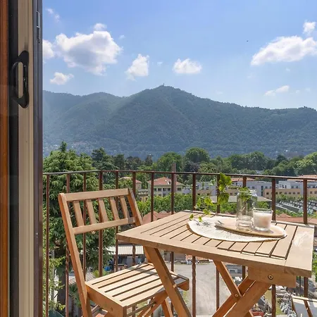 Art View * Cernobbio